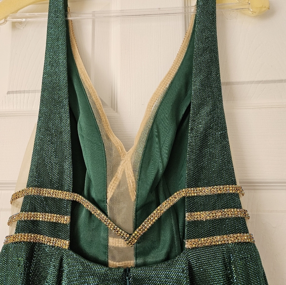 JVN Green and Gold Shoet Prom Dress Size 10 - Picture 5 of 13